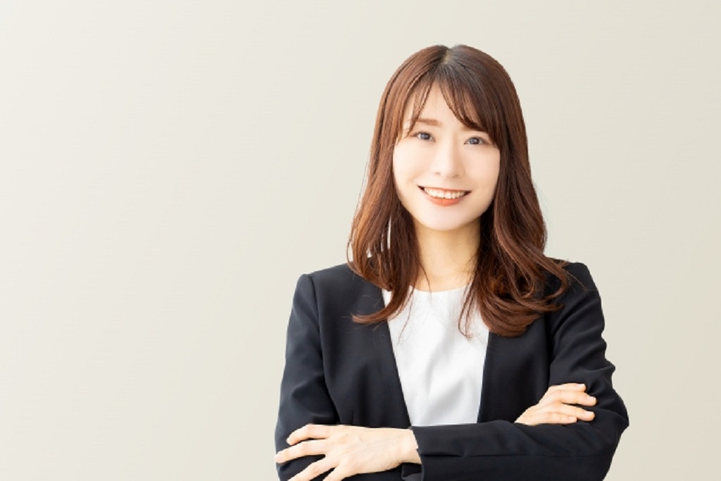 塾講師不足の解消に努める女性