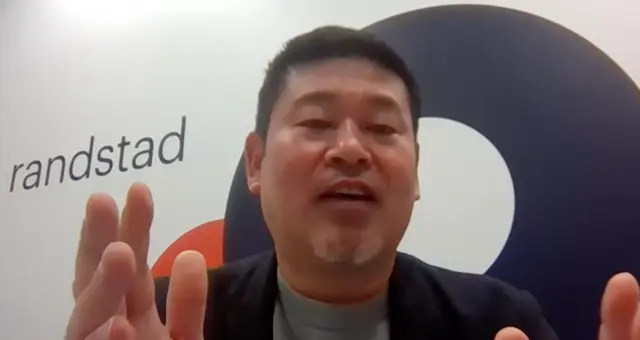 HRコボットforアポ獲得支援について話すランスタッド株式会社担当者様