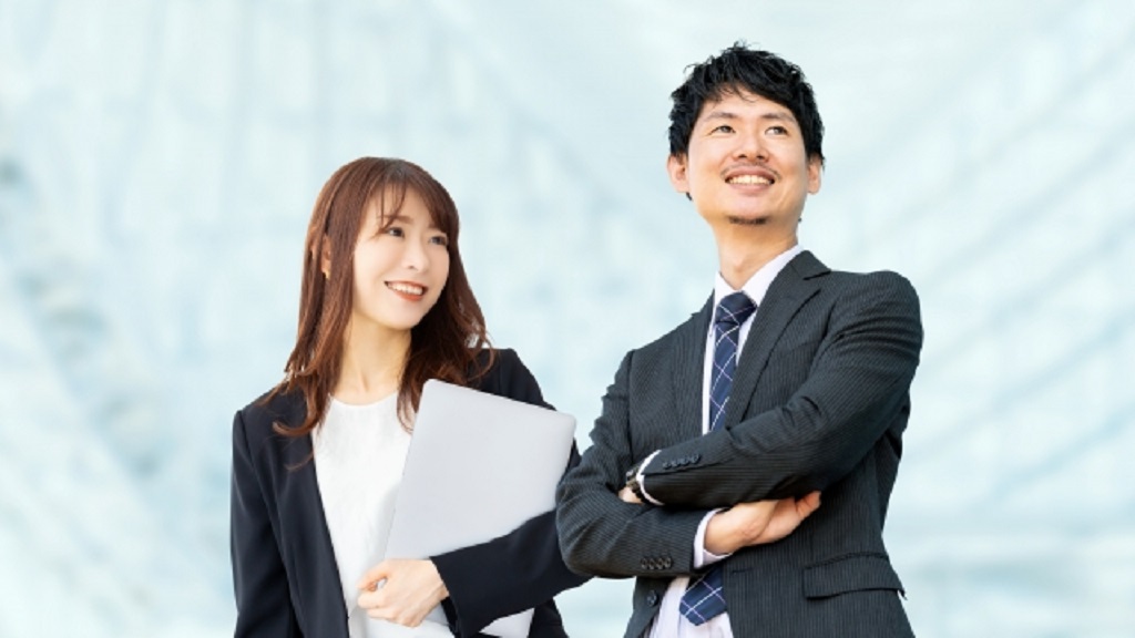 2名の中途採用担当者