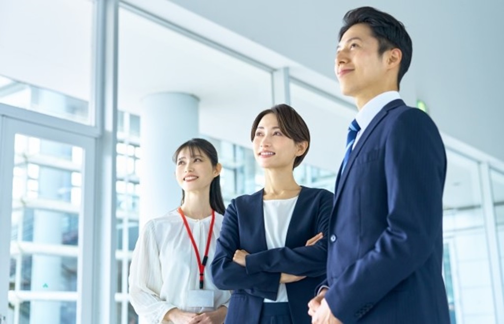 笑顔が印象的な人事部のメンバー