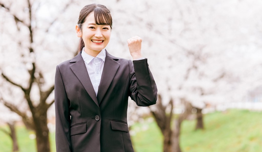 採用成功に向けて頑張る新人担当者