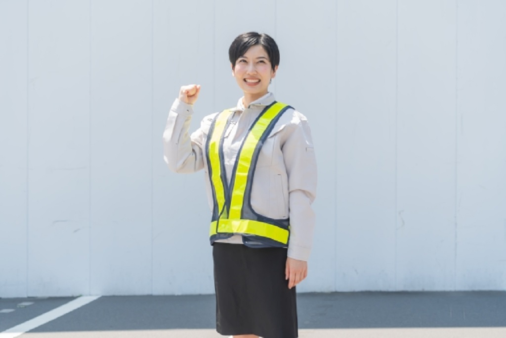 笑顔がキュートな警備員
