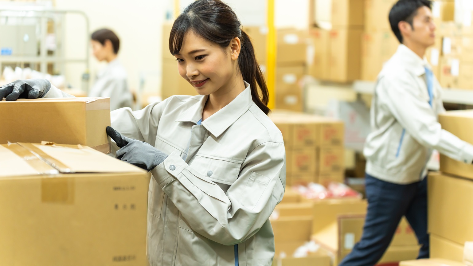 真面目な人ほど急に仕事を辞めると思いませんか？せっかく優秀な人を採れたのに、このまま定着していくものだと思っていたのに、突然離職されてしまうことは実はそこかしこで起きています。「従業員の帰属意識が高い組織を作りたい」「退職者の心情をより深く理解したい」そうした悩みに応えるべく本記事では、真面目な人ほど急に辞めることについて、その理由や対策など幅広く取り上げ解説します。